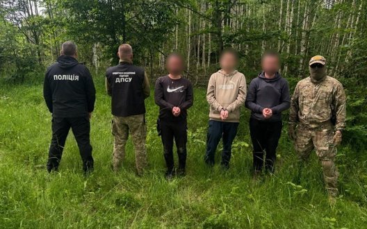 Переховувався від слідства, але повернувся до "бізнесу": на 