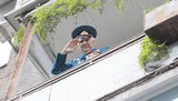 Филатов ходил по дворам и лично поздравлял ветеранов с Великой Победой: "У дедов карантин. А я орал им в окна". ФОТОрепортаж