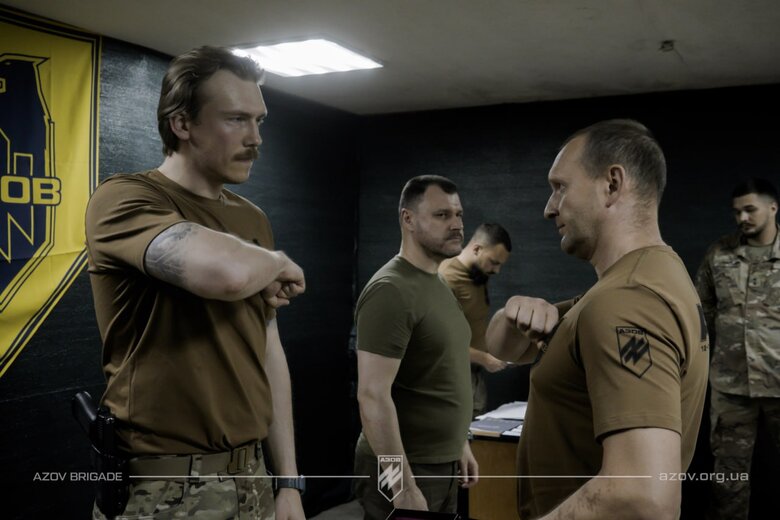 Нагородження азовців