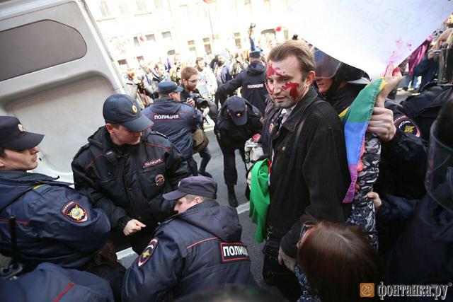 Kadyrov to The Hague: Ten LGBT activists detained in Saint Petersburg 03