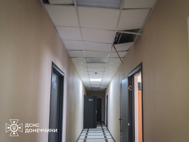 Удар РФ по пожарно-спасательному подразделению в Славянске