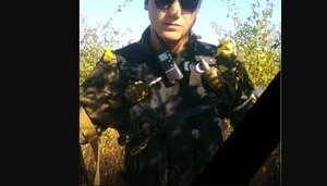 Помер воїн-доброволець Руслан Карпець, якому у 2014 році відірвало руку під час обстрілу найманцями РФ Дебальцевого із ГРАДів. ФОТО
