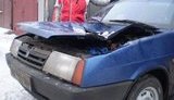 100-киллограмовая мегасосулька едва не убила харьковчанина и помяла его автомобиль. ФОТО.