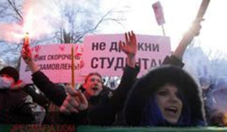 Студенты КПИ грозят власти массовым протестами из-за проверок ревизоров