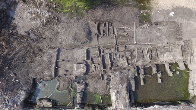 Археологи обнаружили улицу XVII-XVIII веков в Киеве, - КГГА 01
