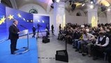 Порох сухой, но не греет: Как Президент отбился от журналистов и реальности