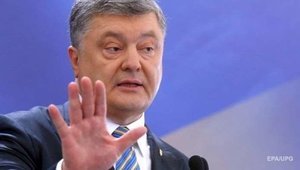 Порошенко дорікнув іншим кандидатам за те, що в їхніх програмах немає курсу на ЄС і НАТО