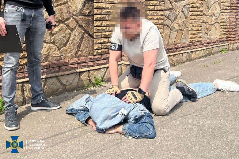 У трьох областях України затримали агентів ФСБ РФ, які шпигували за центрами прийняття рішень, - СБУ 03