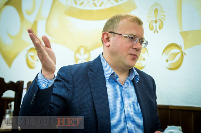 Посол України у Канаді Андрій Шевченко: Зараз в Україні понад 10 локацій, де працюють канадські військові. Це сигнал для росіян, що Україна тут не сама по собі 05