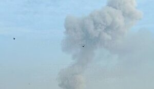 Explosions ring out in occupied Luhansk: Smoke column over city. VIDEO&PHOTOS
