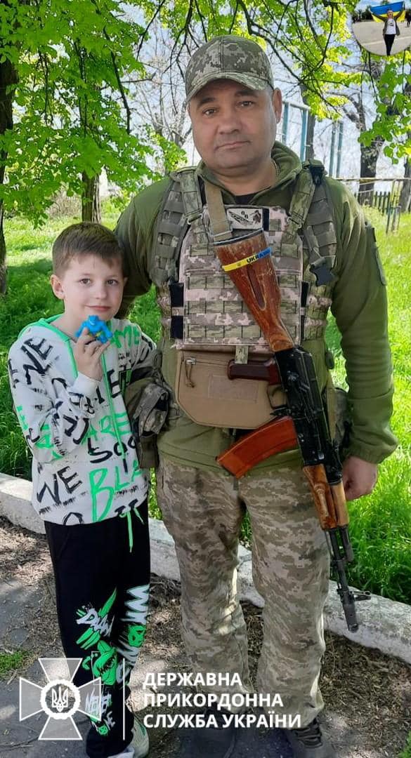 Пограничник Виталий Переберин погиб в бою с врагом, защищая Украину 02