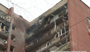 Enemy struck Dnipro: three people injured, high-rise building damaged (updated). VIDEO&PHOTOS