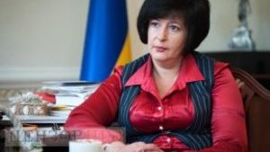 Омбудсмен Валерія Лутковська: "Хоч по Сенцову і Кольченку шлях складний, але все одно потрібно сідати і домовлятися"