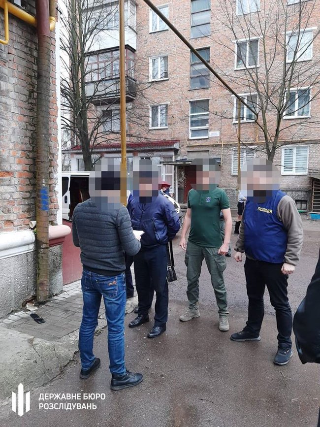 Чиновник ГСЧС задержан на Житомирщине на взятке 500 долл., - ГБР 02