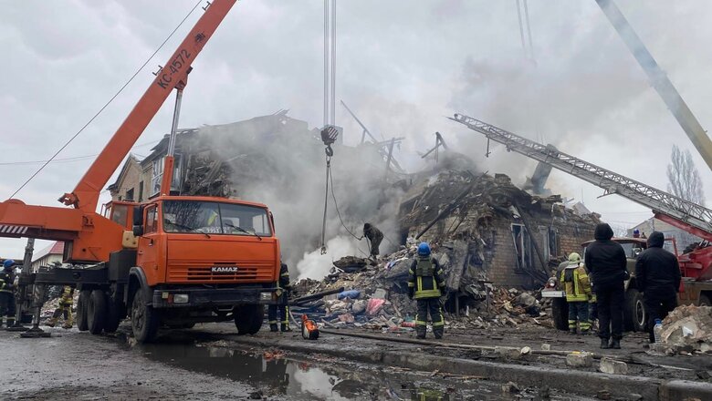 Ракетний удар по Новогродівці: З-під завалів дістали тіло 61-річного загиблого 03