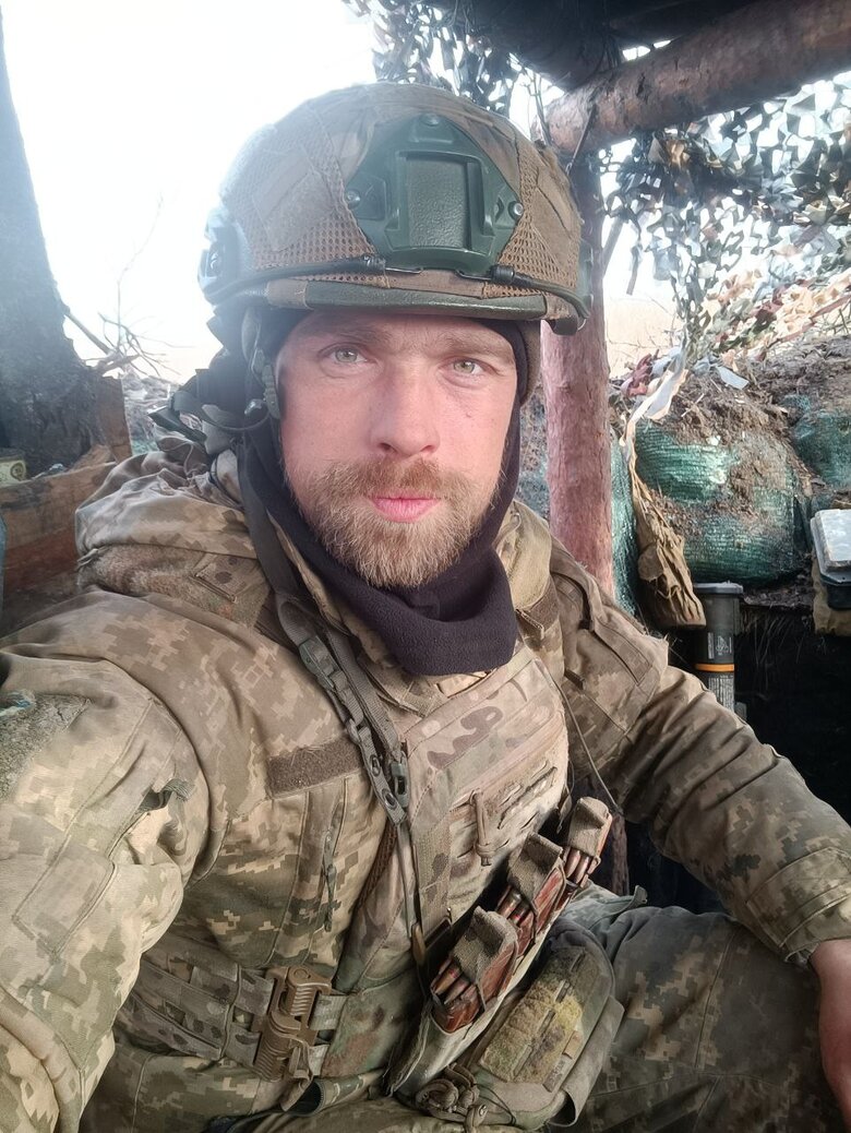 на фронті загинув Павло Пархоменко