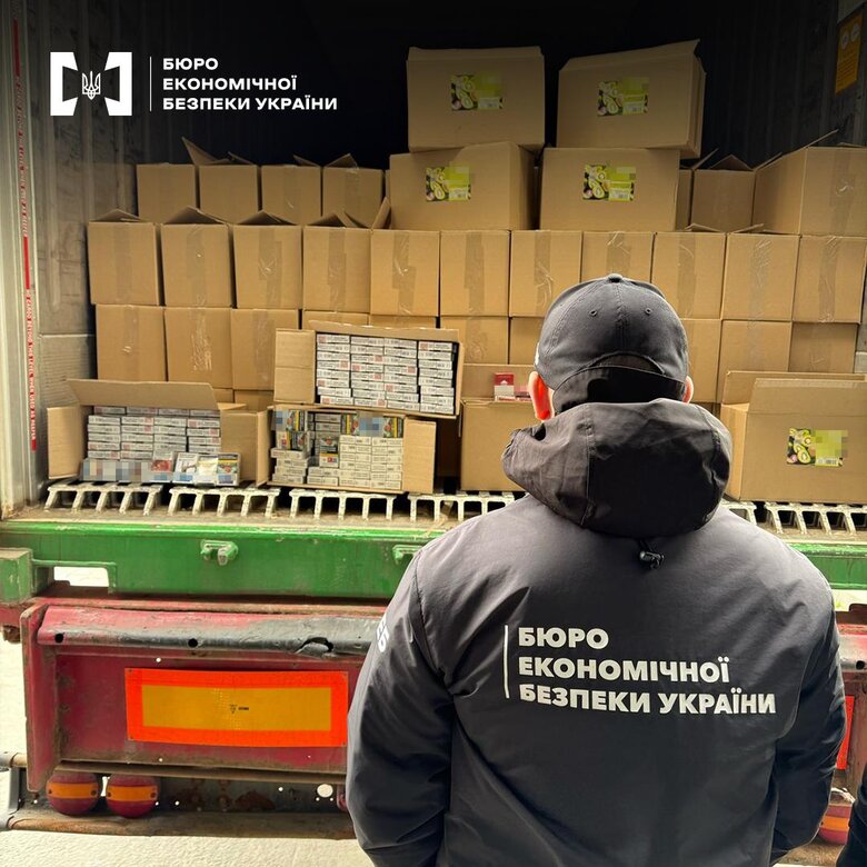 БЕБ затримало організатора схеми контрабанди сигарет на Одещині