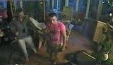 Ялтинские милиционеры, укравшие при обыске 300 тысяч гривен, продолжают работать: прокуратура не нашла состава преступления. + ВИДЕО