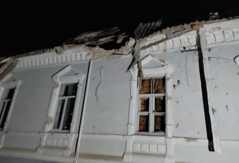 At night, ruscists attacked Dnipropetrovsk region, hit enterprise, damaged power line 04