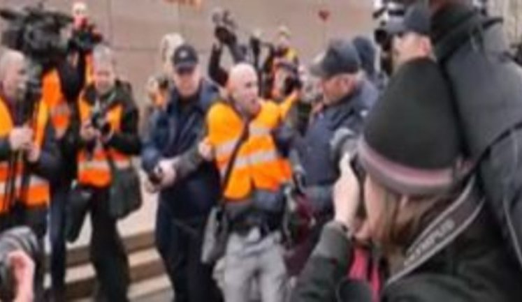 Поліція затримала кремлівського пропагандиста Грема Філліпса в Латвії. ВIДЕО