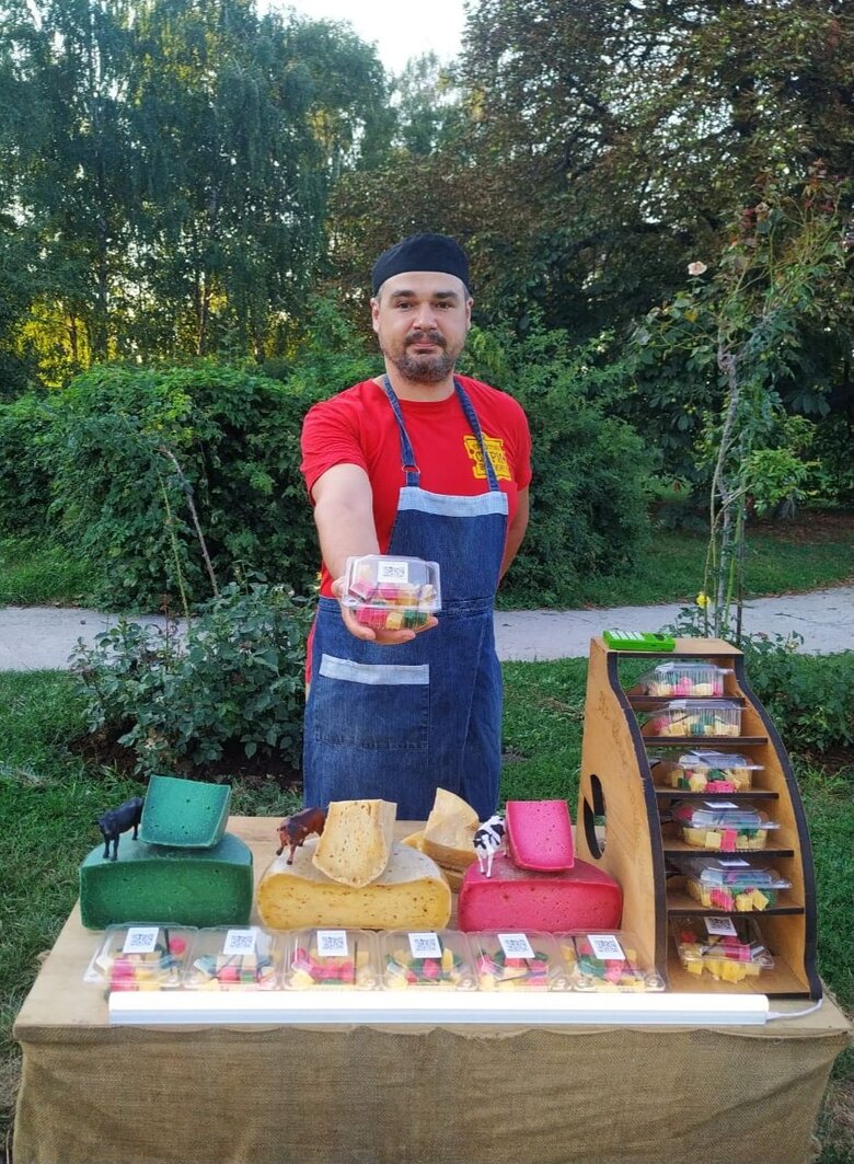 Танюш, ну я ж не збираюся помирати, за Україну треба жити! – загиблий бойовий медик Юрій Антонов 01