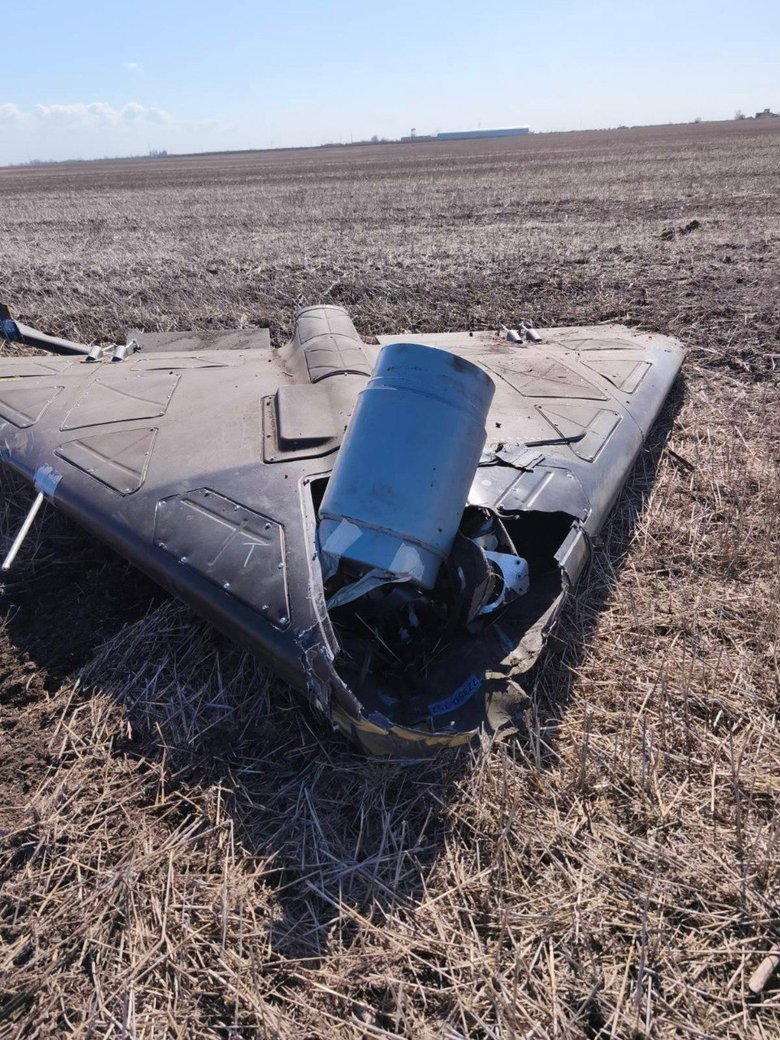 У Молдові біля кордону з Україною виявили дрон із вибухівкою