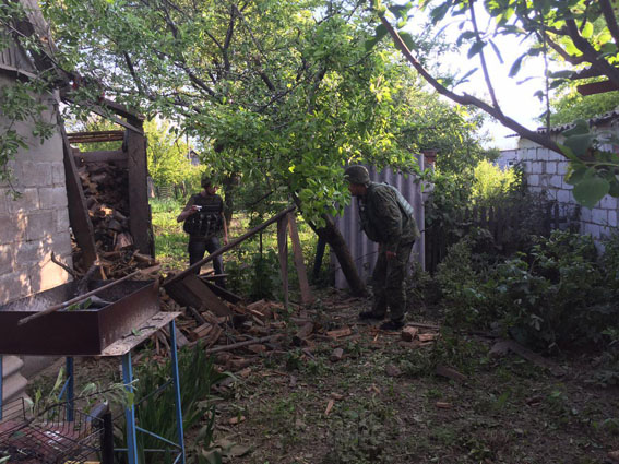 Бойовики знову обстріляли житловий сектор Авдіївки 03 Бойовики знову обстріляли житловий сектор Авдіївки 03