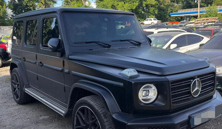 Official of migration service from Odesa region had his luxury car confiscated: HACCU confirms legality of seizure of unjustified asset. PHOTO