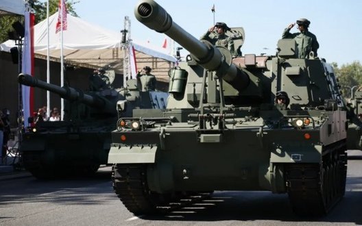 Польща провела найбільший військовий парад у своїй історії: Варшавою пройшли 2 тисячі військових