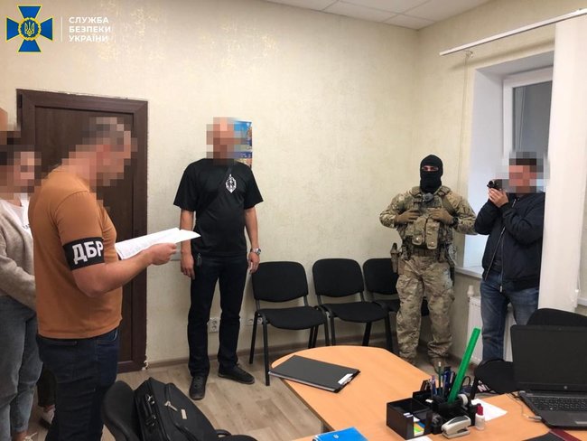 СБУ разоблачила схему взяток на Восточной таможне 02