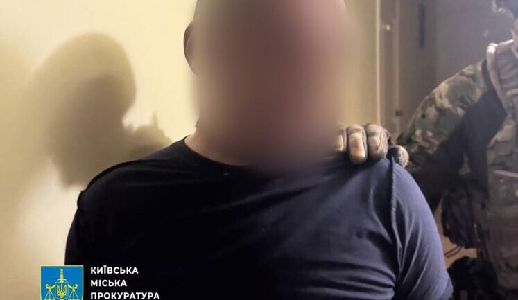 Вбивство чоловіка у Деснянському районі Києва: кілера затримали, йому повідомили про підозру. ФОТО