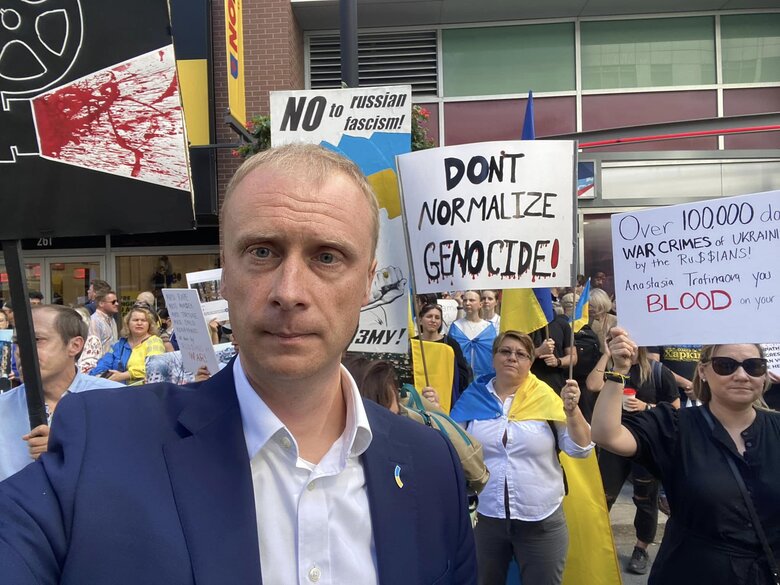 Генеральний консул України в Торонто Олег Ніколенко