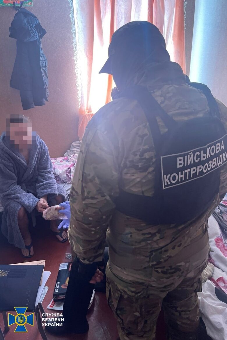 В Киеве подделывали справки о непригодности к военной службе, - СБУ 01
