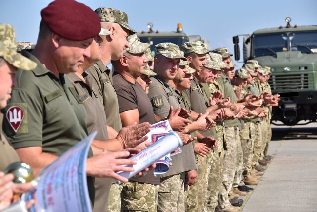 В зоне ООС впервые прошли соревнования военных водителей 11
