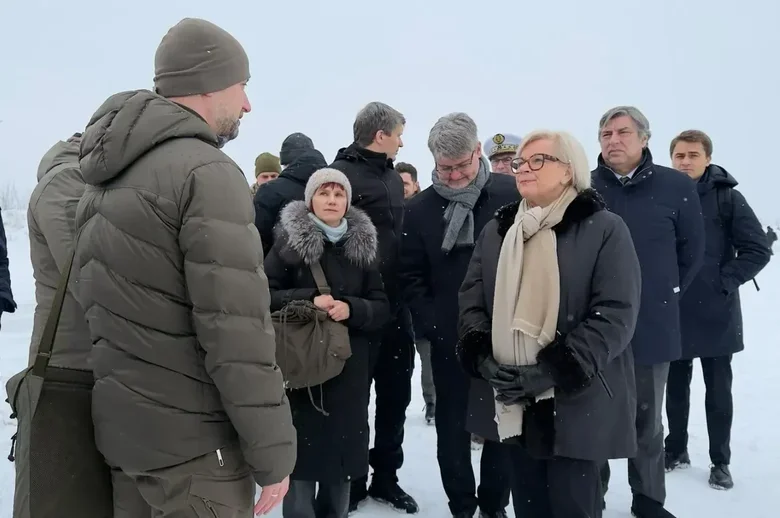 Делегація Франції оглядає ППО України