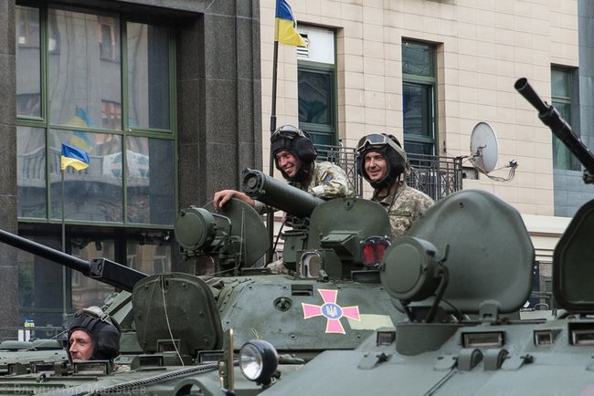 От Ятагана до Вильхи и Сапсана: все новинки на репетиции военного парада 08