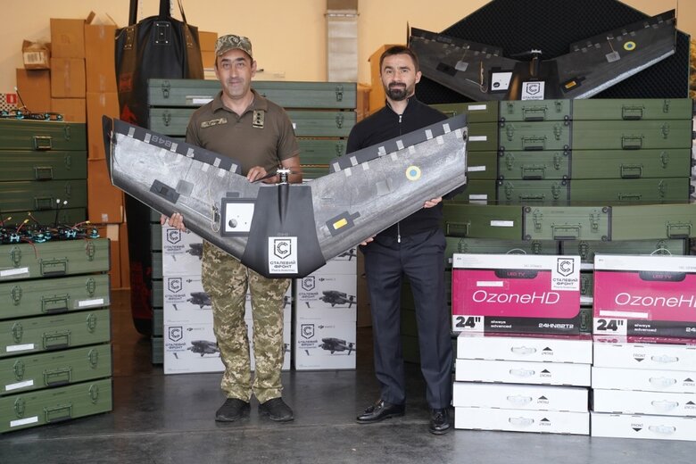 Метінвест передав прикордонникам партію БПЛА та броньованих авто на 16 млн грн 04