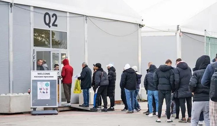 Українці 18-22 в Німеччині: що чекає по той бік кордону