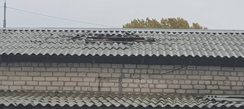 Утром россияне ударили из РЗРО по Никополю, 5 человек пострадали, повреждены дома, детский сад и несколько частных предприятий 01