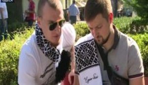 "Феликс служит. Олег погиб под Иловайском. Дима - медик, он пытался его спасти. И очень жалко, что Луганск не увидит этой игры", - фаны "Зари" приехали на дебют клуба в ЛЕ. ВИДЕО