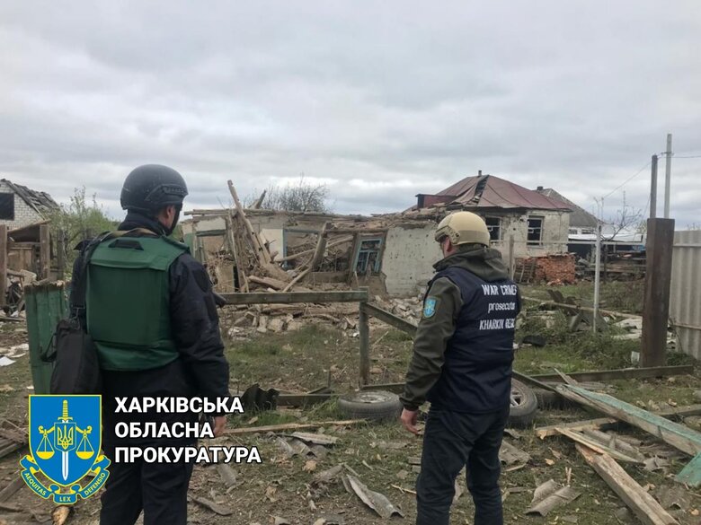 Россияне в полдень обстреляли село на Харьковщине, один человек получил ранения 05 Россияне в полдень обстреляли село на Харьковщине, один человек получил ранения 05