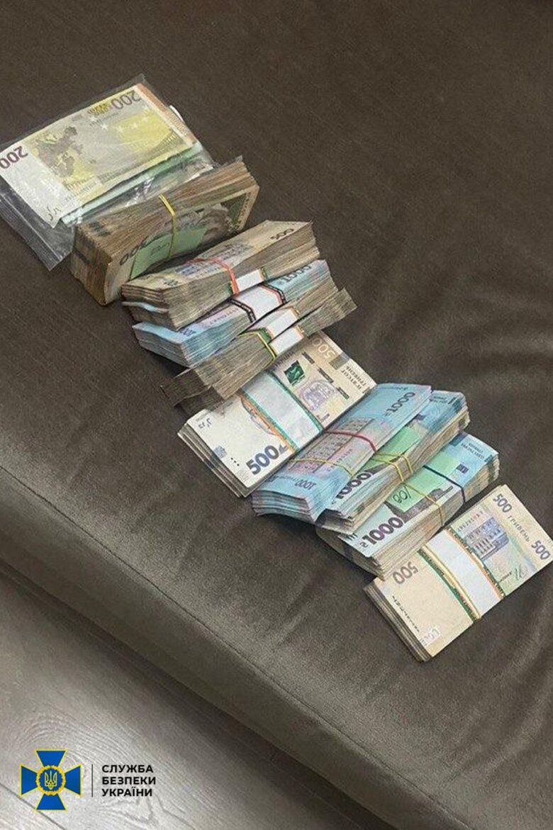 Екснардепка продавала фіктивні довідки
