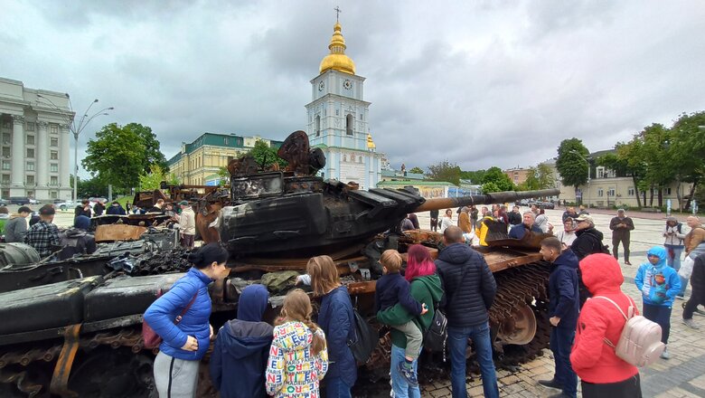 Танк, БМД та Тигр: В центрі Києва відкрилась виставка демілітаризованої техніки російських окупантів 47