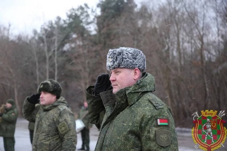 Россия перебрасывает войска в Беларусь 05