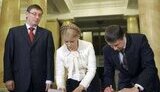 Перед тем как делить портфели БЮТ и НУ-НС проголосуют 12 вопросов (обновлено)