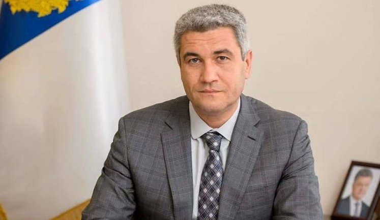 После драки депутатов глава Одесского облсовета Урбанский, избранный нардепом, отозвал свое заявление об уходе с поста главы облсовета