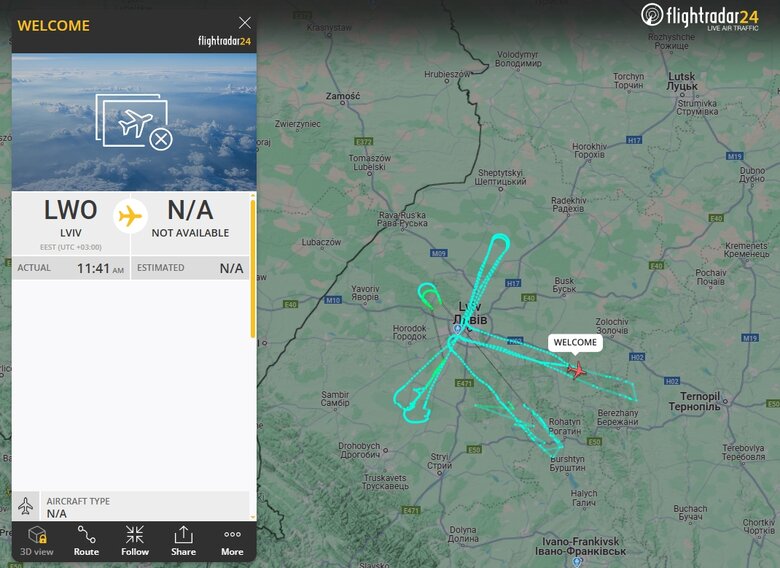 Над Львовом кружляє цивільний літак, дані сервісу Flightradar