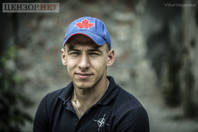 Мне в спину прилетело еще 4 пули: лежишь и не веришь, что жив, потому что помнишь, что тебя просто расстреляли, - рассказ двоих друзей-десантников о своей жизни без возможности ходить после тяжелых ранений 02