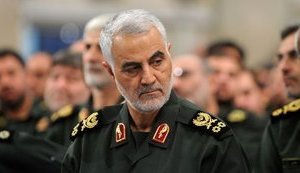 Власти Ирана выдали ордер на арест Трампа и еще 35 американцев за "убийство Сулеймани", а также попросили Интерпол задержать их