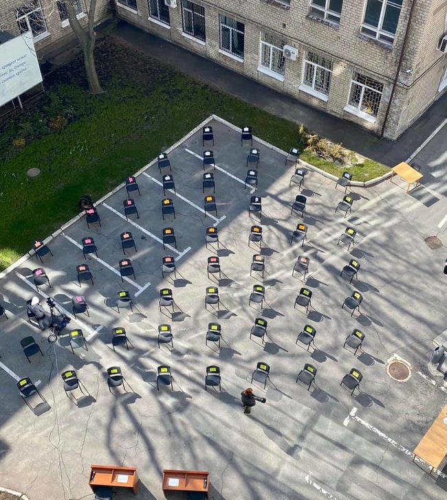 Городской совет Днепра проведет заседание на улице 01